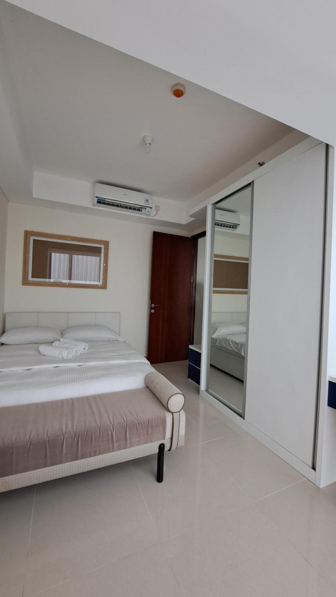 Apartemen Blue Belle Staycation Pollux Habibie